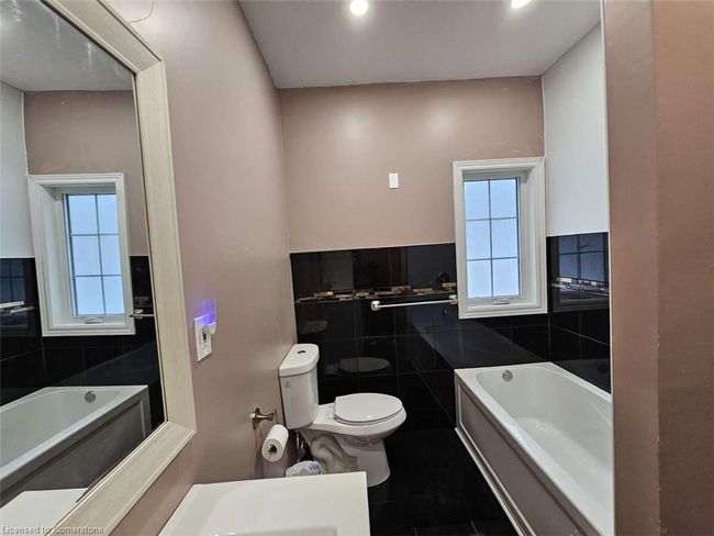 166A Talon Cres, House other with 3 bedrooms, 4 bathrooms and 6 parking in Rutherglen ON | Image 18