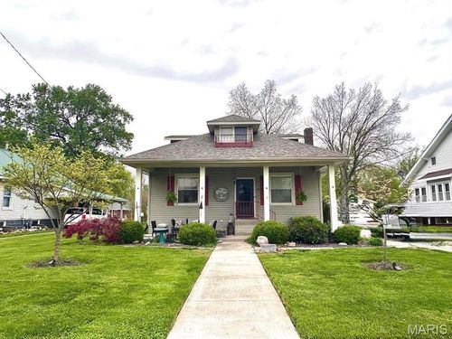 618 Morgan St, Carlinville, IL, 62626-1420 | Card Image