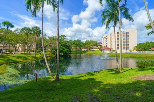 apt-5b-6901 Environ Blvd, Lauderhill, FL, 33319-4241 | Card Image
