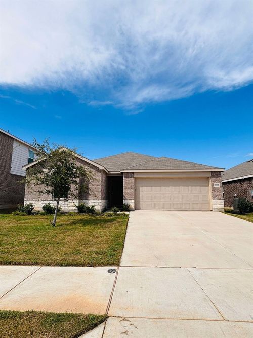 4444 Sagecroft Rd, Crowley, TX, 76036-3787 | Card Image