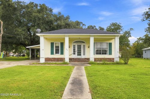 415 Commercial Ave, Lake Arthur, LA, 70549-4113 | Card Image