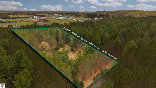 3695 Timber Ln, Empire, MI, 49630 | Card Image