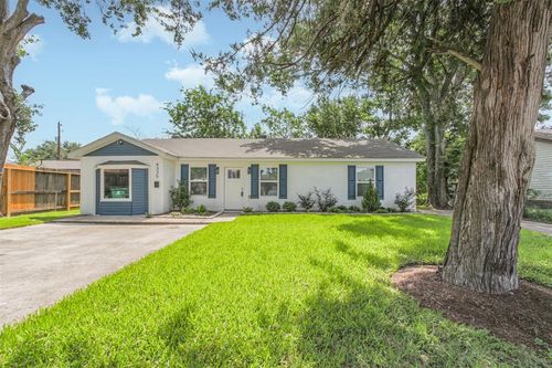 4330 Heite St, Houston, TX, 77022-3943 | Card Image