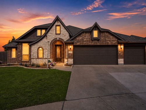 1512 Starr Ct, Aubrey, TX, 76227-1619 | Card Image