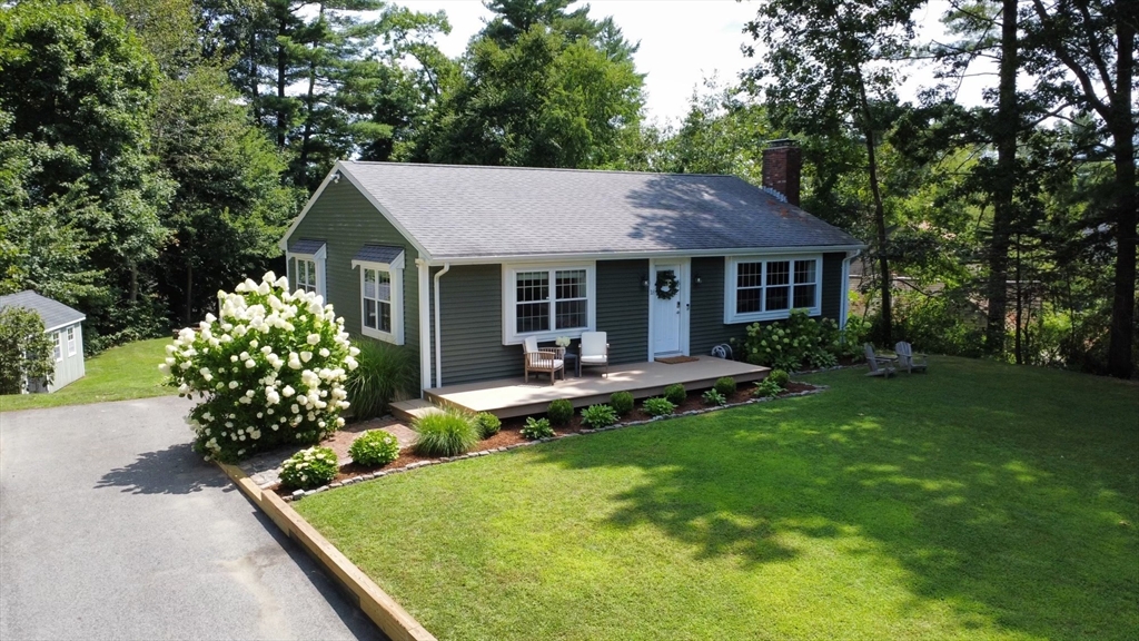 William Ave, Pembroke, MA 02359
