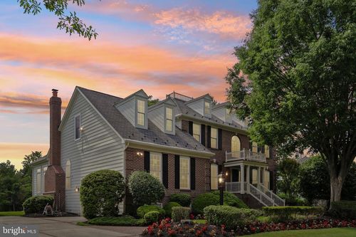 4 Broadacre Dr, MOUNT LAUREL, NJ, 08054-4703 | Card Image