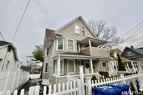 fl-2nd-32 Boston Ter, Bridgeport, CT, 06610-2555 | Card Image