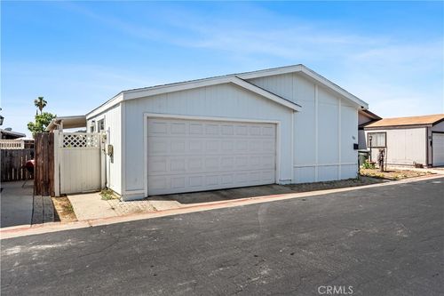 spc-153-80 E Dawes St, Perris, CA, 92571-3136 | Card Image