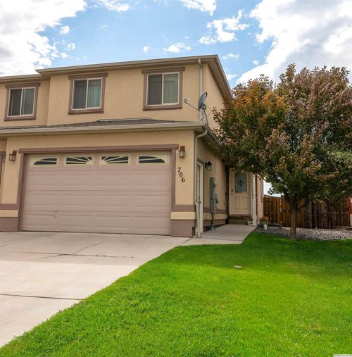 706 S Colorado Ave, Laramie, WY, 82070-6353 | Card Image