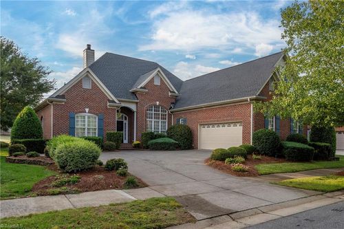 337 Orchard Park Dr, Bermuda Run, NC, 27006-7482 | Card Image
