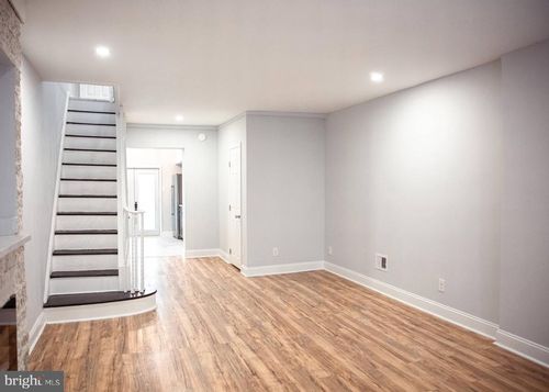 345 Fitzgerald St, PHILADELPHIA, PA, 19148-3910 | Card Image