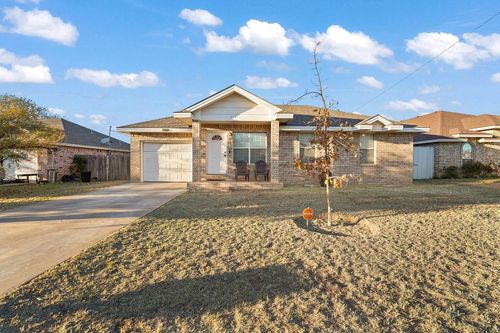 414 W Dengar Ave, Midland, TX, 79705-5317 | Card Image
