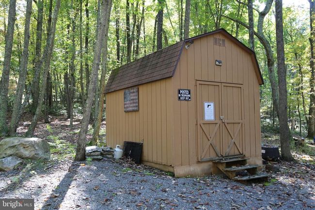 200 Rock Creek Trl, House other with 2 bedrooms, 1 bathrooms and null parking in RIO WV | Image 6