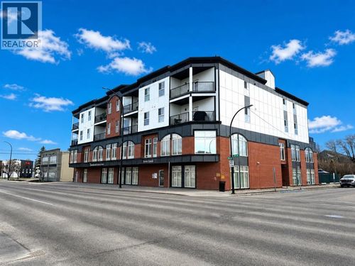 203-4901 46 St, Red Deer, AB, T4N1N2 | Card Image