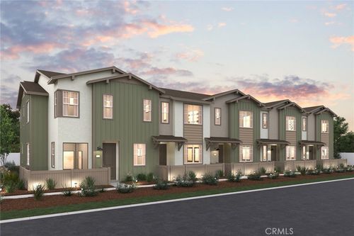 1004-9815 Crossbay Loop, Jurupa Valley, CA, 92509 | Card Image