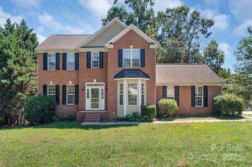 4227 Kiser Woods Dr Sw, Concord, NC, 28025-8957 | Card Image