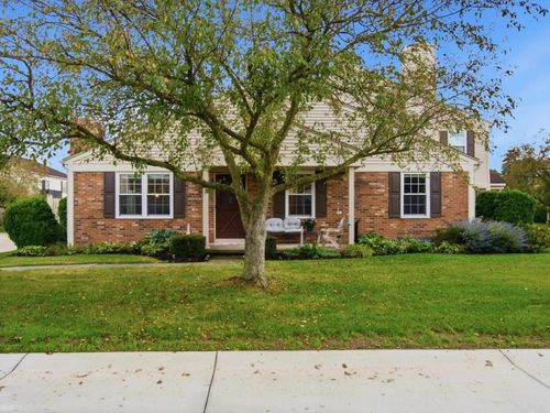 15720 Cambridge Dr, Clinton Township, MI, 48038-1007 | Card Image