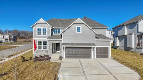 2243 W Elm Ter, Olathe, KS, 66061-3989 | Card Image