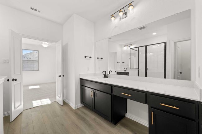 2412 Bulin Dr, Townhouse with 3 bedrooms, 3 bathrooms and null parking in Mansfield TX | Image 19