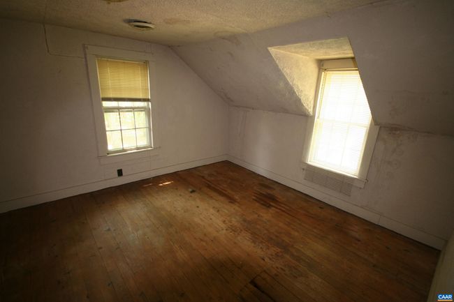 1367 S Constitution Rte, House other with 4 bedrooms, 1 bathrooms and null parking in DILLWYN VA | Image 66