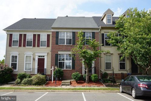 9219 Alvyn Lake Cir, BRISTOW, VA, 20136-6148 | Card Image