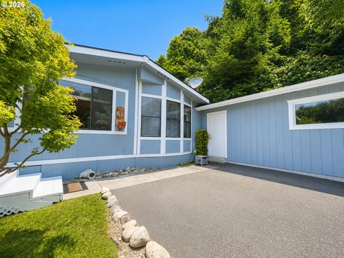 16-16219 Lower Harbor Rd, Brookings, OR, 97415 | Card Image