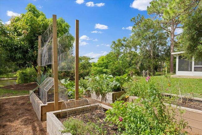 632 Concha Dr, House other with 3 bedrooms, 2 bathrooms and null parking in SEBASTIAN FL | Image 72