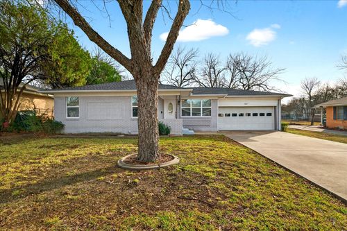 1807 W Josephine St, Mckinney, TX, 75069-3123 | Card Image