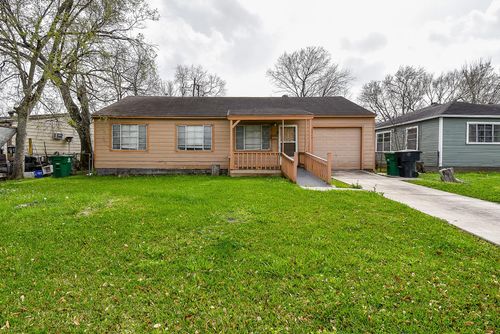 4814 Scenic Dr, Houston, TX, 77048-1044 | Card Image