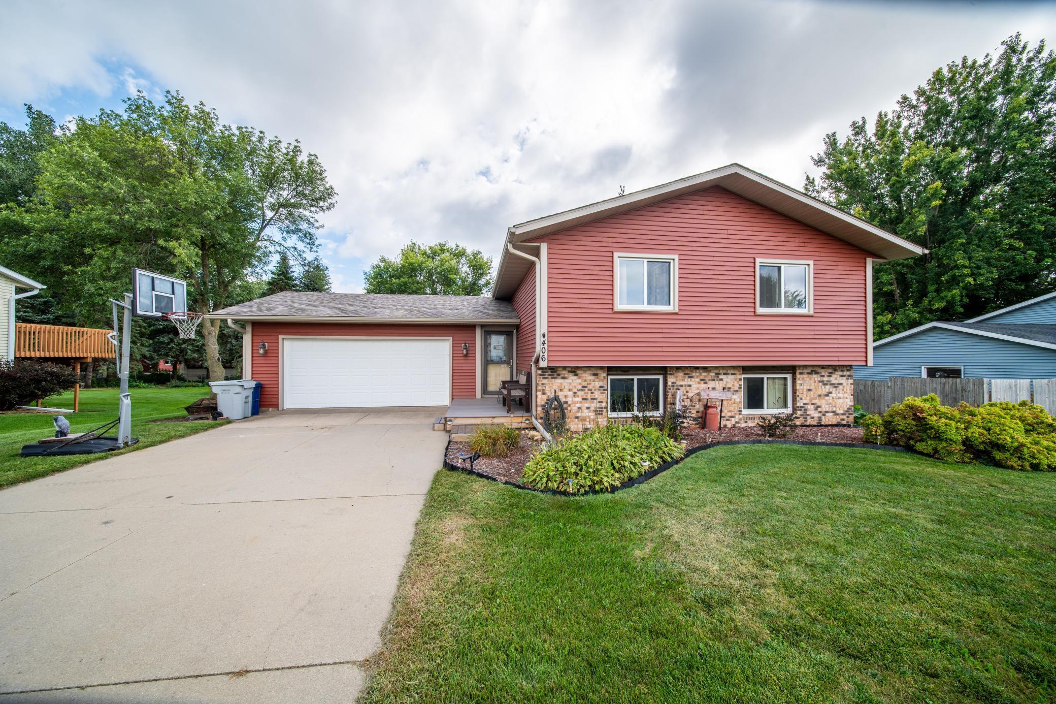 7th St, Kasson, MN 55944
