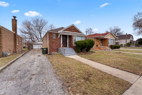 13904 S Tracy Ave, Riverdale, IL, 60827-1920 | Card Image