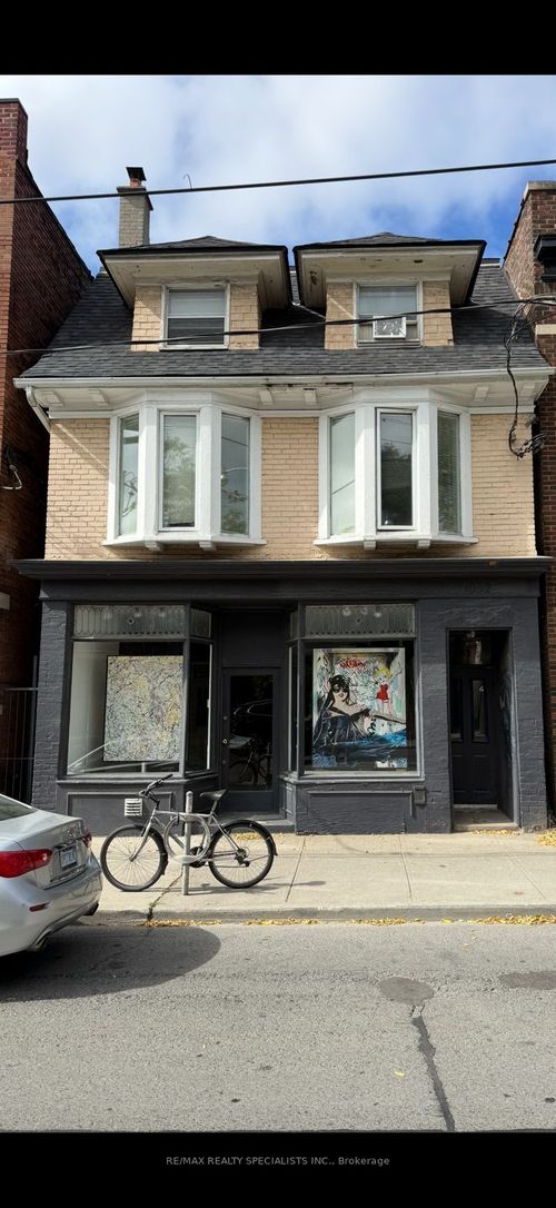 1052 Bathurst St, Toronto, ON, M5R3G7 | Card Image