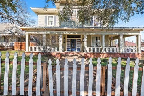 502 W Hubbard St, Mineral Wells, TX, 76067 | Card Image