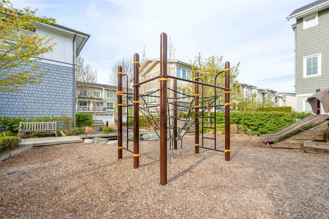 110 - 5551 Admiral Way, Townhouse with 4 bedrooms, 2 bathrooms and 4 parking in Delta BC | Image 40
