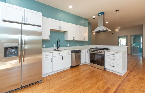 4-115-117 Mechanic St, Clinton, MA, 01510 | Card Image