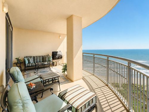 bc1810-801 E Beach Dr, Galveston, TX, 77550-3364 | Card Image