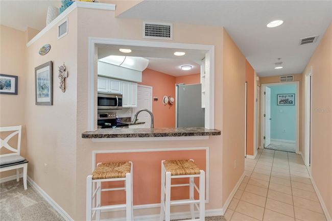 102 - 6339 Bay Cedar Ln, Condo with 2 bedrooms, 2 bathrooms and null parking in BRADENTON FL | Image 16