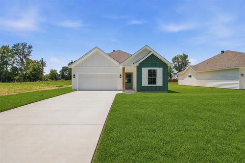 228 Jones Rd, Lake Charles, LA, 70611-5437 | Card Image