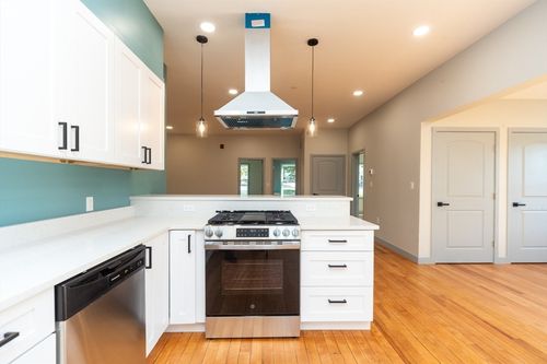 4-115-117 Mechanic St, Clinton, MA, 01510 | Card Image