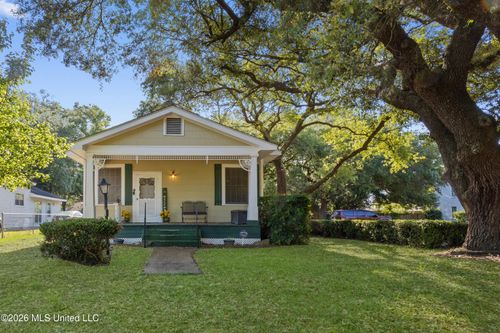 2900 7th Ave, Gulfport, MS, 39501-5328 | Card Image