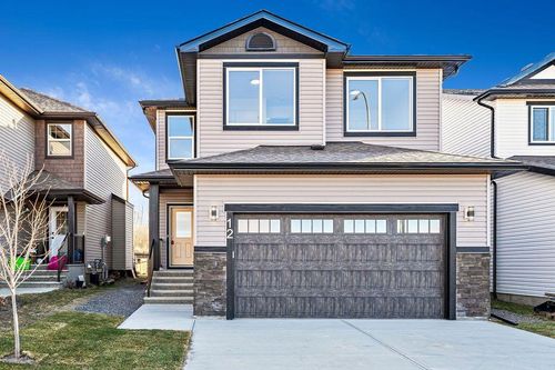 12 Lakewood Circle, Home with 3 bedrooms, 2 bathrooms and 4 parking in Strathmore AB | Card Image