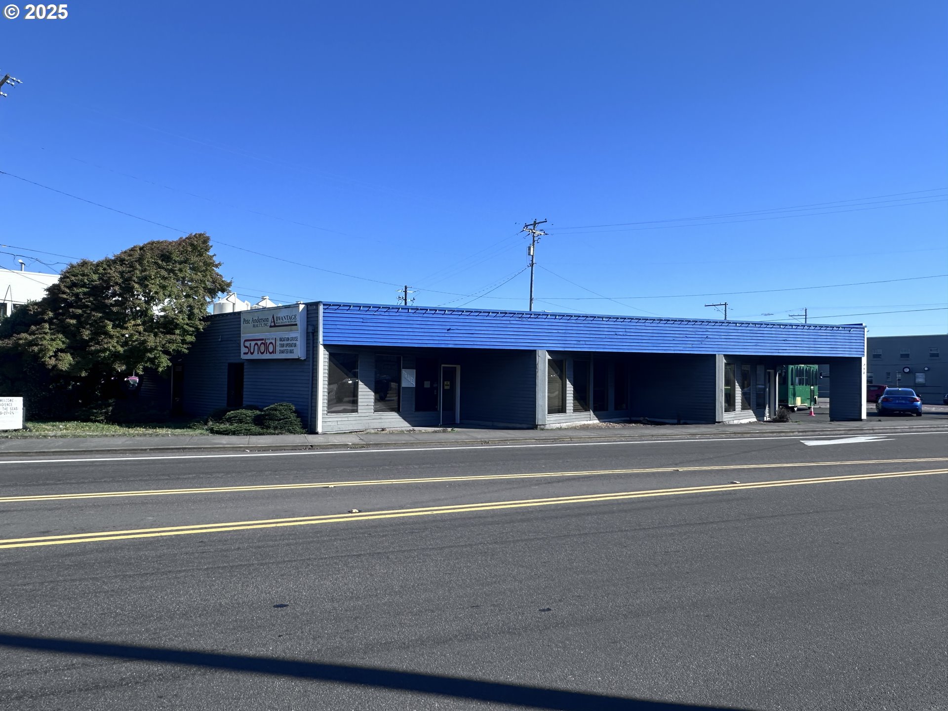 Commercial Sale in Astoria 2