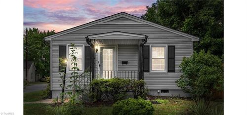 415 Davidson St, Thomasville, NC, 27360-3754 | Card Image