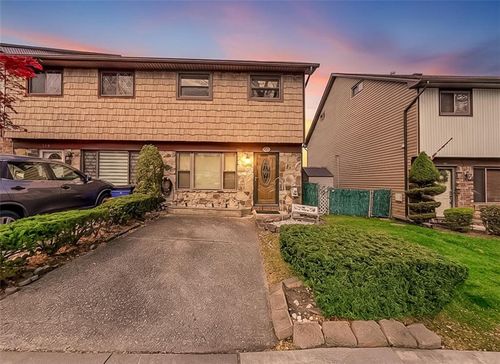 340 Rolling Hill Grn, Staten Island, NY, 10312-1806 | Card Image