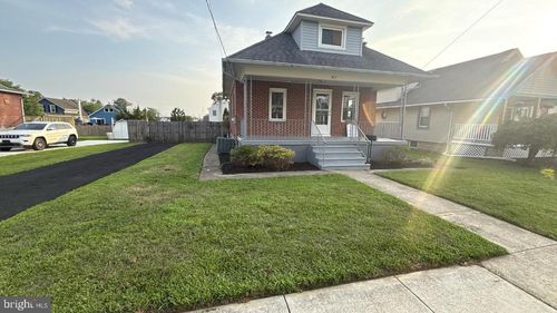 37 Knight Ave, RUNNEMEDE, NJ, 08078-1745 | Card Image