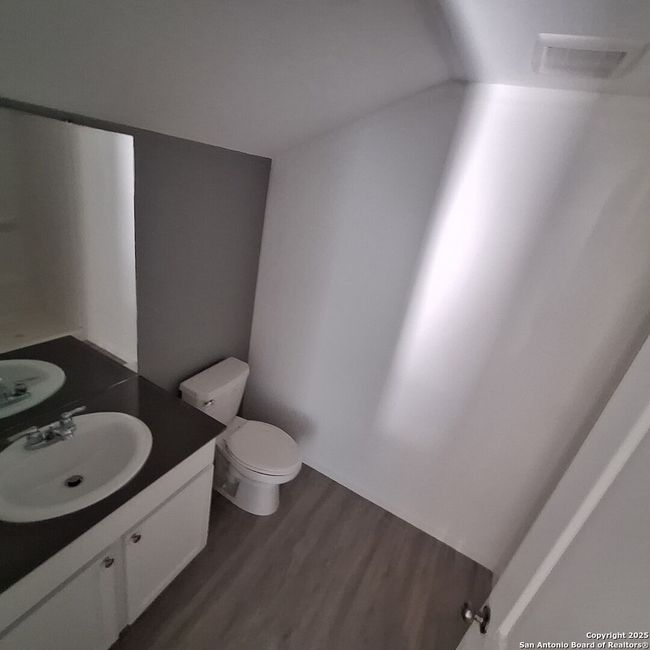 7808 Elm Run, House other with 2 bedrooms, 2 bathrooms and null parking in San Antonio TX | Image 21