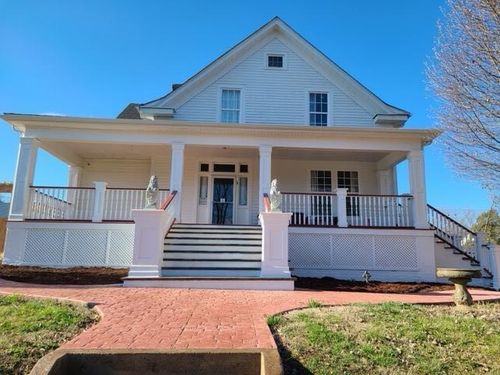 721 E 1st North St, Morristown, TN, 37814-6665 | Card Image