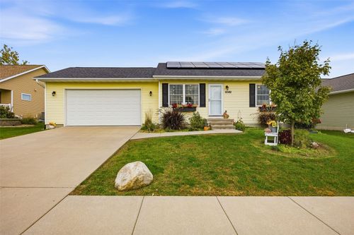 6382 Cope Dr, Marion, IA, 52302-9506 | Card Image