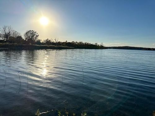 2077 E Tri Lakes Dr, Horseshoe Bend, AR, 72512-4227 | Card Image