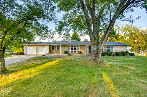 2211 Heideman Drive, Seymour, IN, 47274 | Card Image